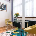 Apartment Nebovidy I - Historic Centre - Terrace - Air Conditioning