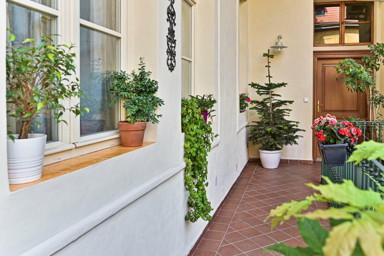 Apartment Nebovidy I - Historic Centre - Terrace - Air Conditioning Prag